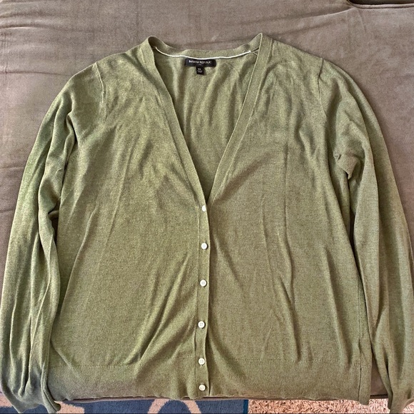 Banana Republic Factory Sweaters - Banana Republic Olive Green Cardigan